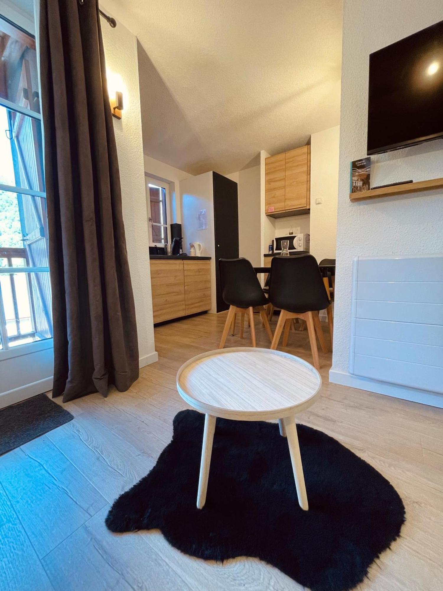 "La Cle Doree" Appartement Balcon Ensoleille Vue Montagne Wifi コテレ エクステリア 写真